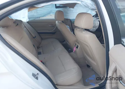 2011 BMW 328I z USA, uszkodzony, nr VIN WBAPH7G56BNM55133